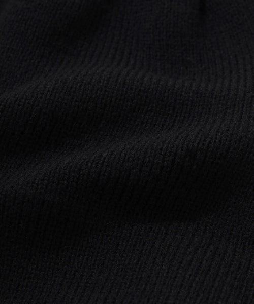 C LOGO BASIC ACRYLIC BEANIE