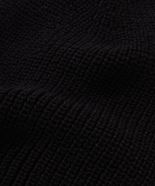 COLLEGE C LOGO MIDDLE BEANIE