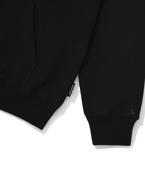 Arch typo graphic hood black