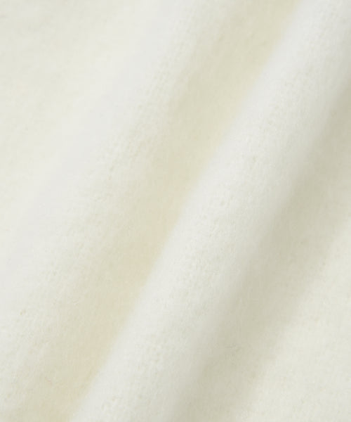 Big muffler ivory