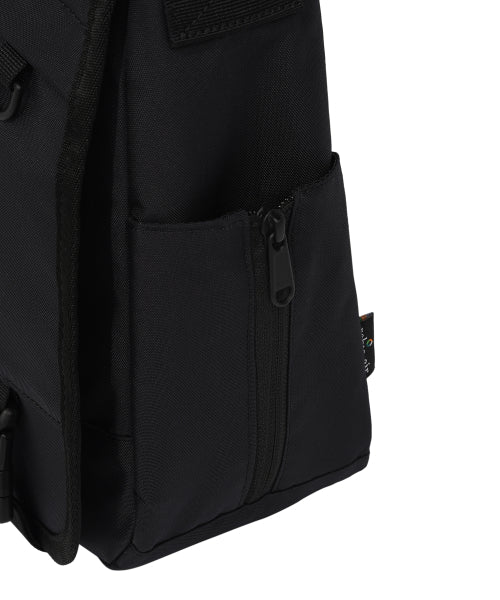 Flight messenger bag black