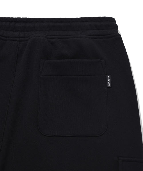 Signature cargo sweatpants black