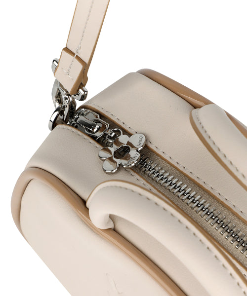 Lily Volume Handle Tote Bag Ivory