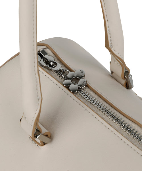 Lily Volume Handle Cylindrical Bag Ivory
