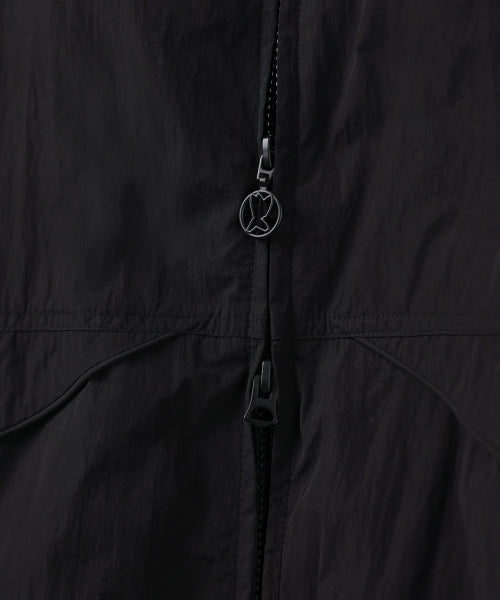 Hwaseom High-Neck Pullup Jumper Black