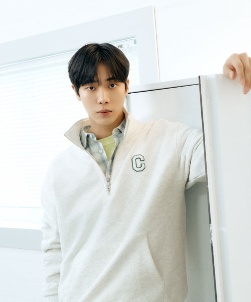C LOGO HALF ZIP-UP SWEATSHIRT