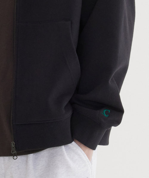 ARCH LOGO ZIP-UP HOODIE