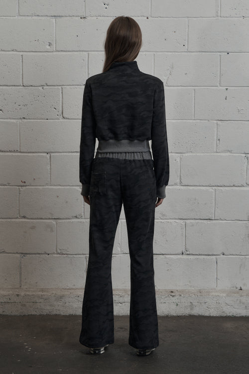 Camo High-Neck Cropped Zip-Up Black