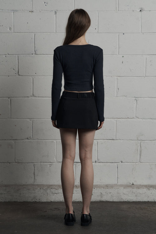classic mini skirt black
