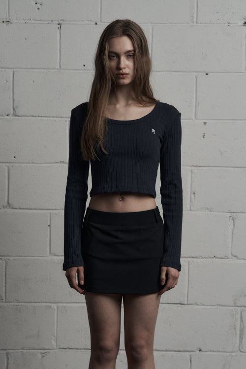 classic mini skirt black