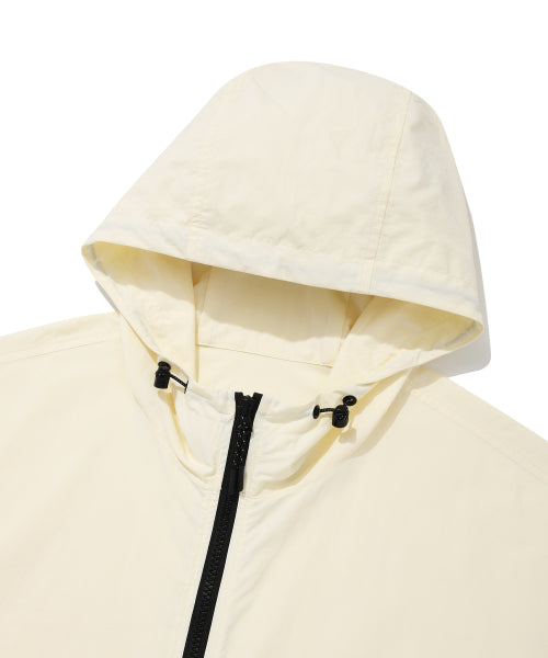 Light Hood Windbreaker Cream