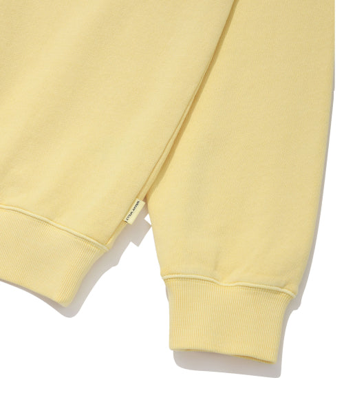 Kiki Leo hug graphic sweatshirt yellow