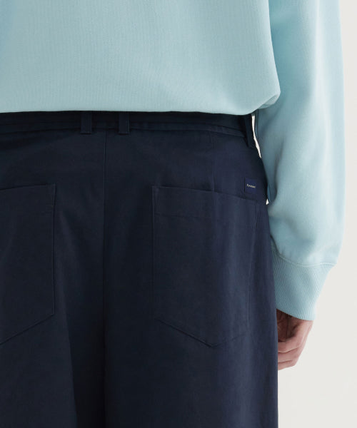 SEMI WIDE-FIT COTTOM BELTED PANTS