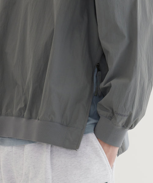 WOVEN UTILITY SWEATSHIRT