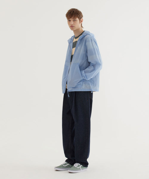 PACKABLE LIGHTWEIGHT WINDBREAKER JACKET