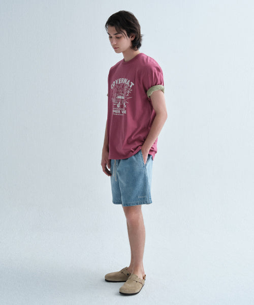 REGULAR-FIT SHORT DENIM SHORTS