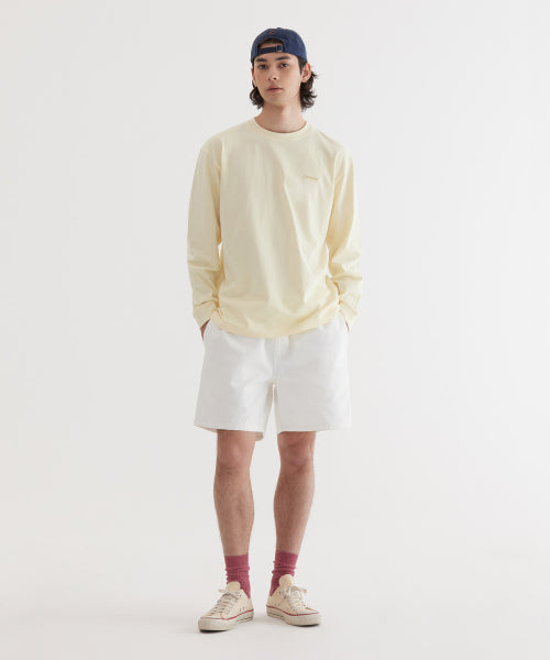REGULAR-FIT SHORT DENIM SHORTS