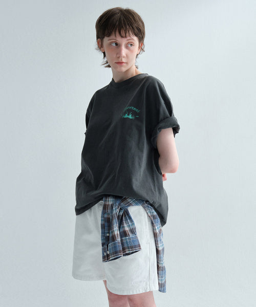 SURFER DYING GRAPHIC T-SHIRT