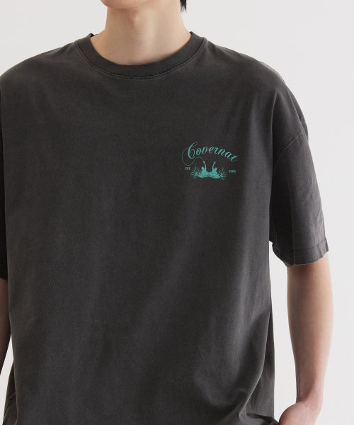 SURFER DYING GRAPHIC T-SHIRT