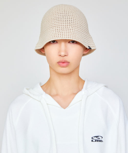 CROCHET BUCKET HAT black