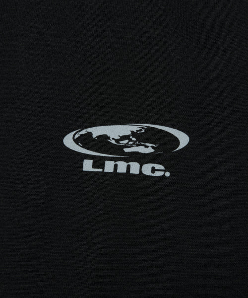 CURVED LINE TEE black