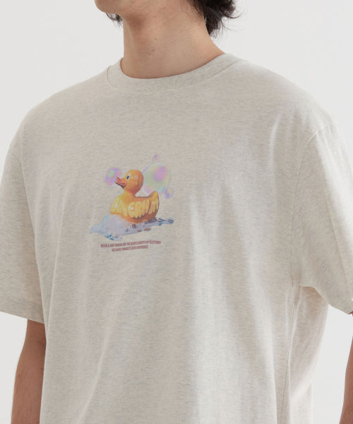 BUBBLE RUBBER DUCK GRAPHIC T-SHIRT