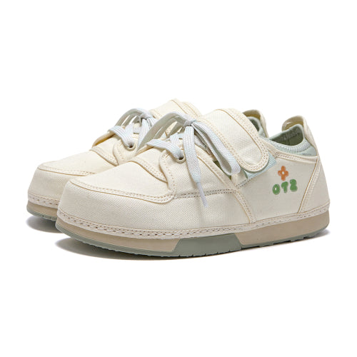 [Ochigi x Iseulo] Pocoree Friends 3300 Canvas Low Ivory FLOTFA0W24