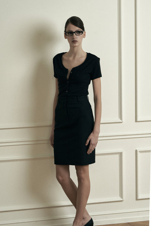 plain V-neck short sleeve cardigan black