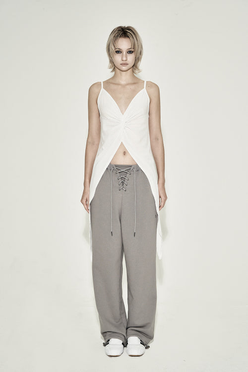 TWISTED SLIT SLEEVELESS TOP WHITE