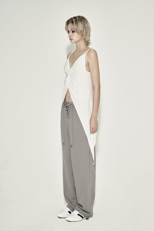 TWISTED SLIT SLEEVELESS TOP WHITE
