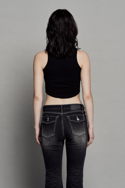 PLAIN RIB SLEEVELESS CROP TOP BLACK
