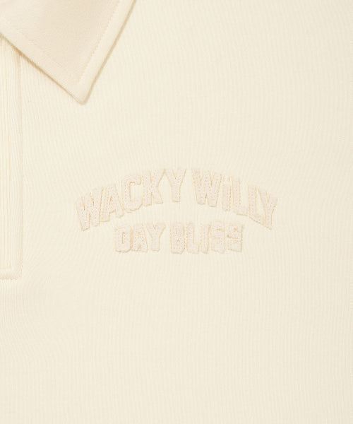 Graphic logo collar sweatshirt cream