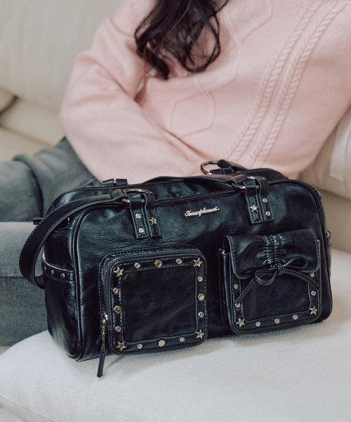 Stud Washed Leather Shoulder Bag [BLACK]