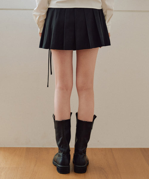 Darlene Classic Pleated Skirt Pants [BLACK]