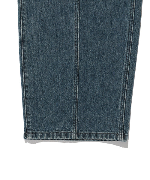 Cargo denim pants. Indigo