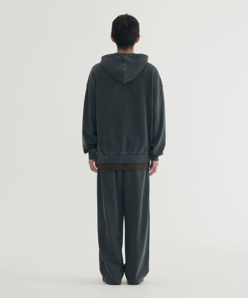 PIGMENT DYED ARCH LOGO GRAPHIC HOODIE