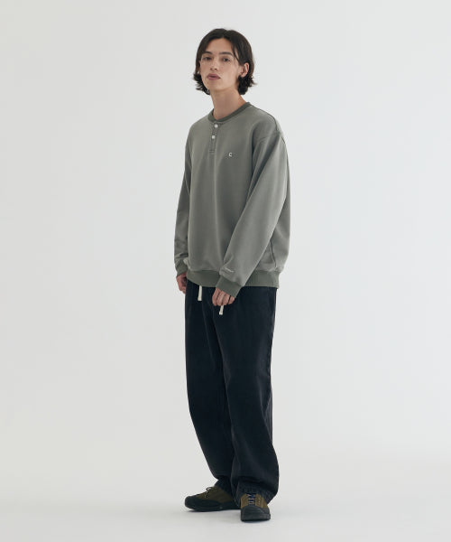 HENLEY NECK SWEATSHIRT