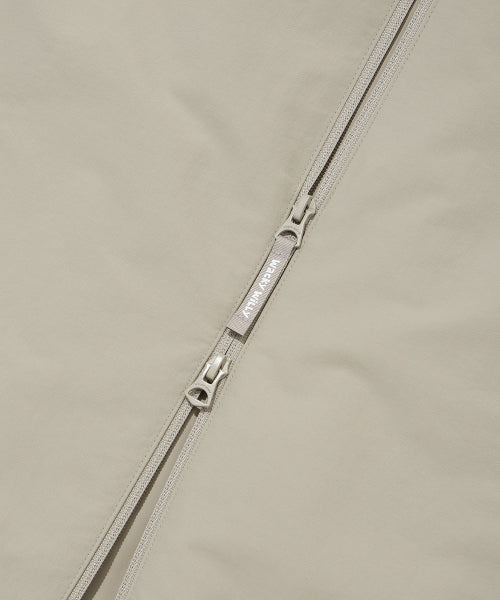 Back Lettering High-Neck Pull-Up Beige