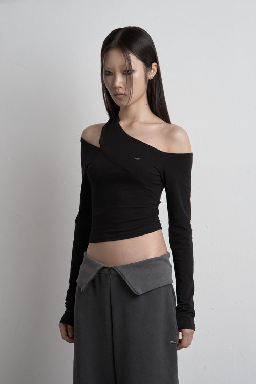 SHIRRING UNBALANCED LONG SLEEVE BLACK
