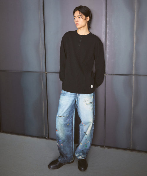 HENLEY NECK WAFFLE LONG SLV TEE black