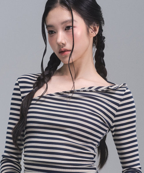 Chloe Unbalanced Sleeve Top [NAVY STRIPE]