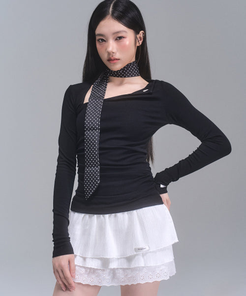 Chloe Unbalanced Sleeve Top [BLACK]