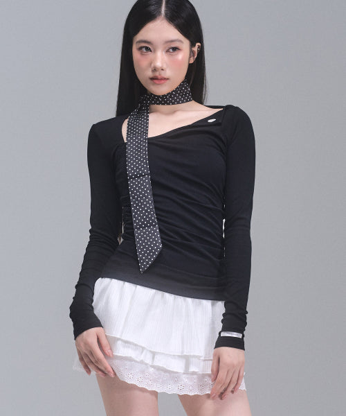 Chloe Unbalanced Sleeve Top [BLACK]