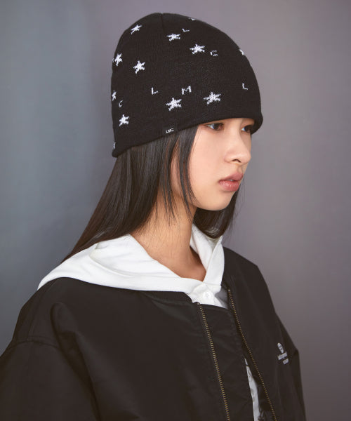 STAR UNCUFFED BEANIE black