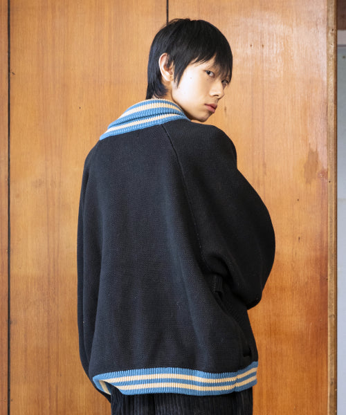 GNT072 Stripe Lip Pharaoh Knit Zip-Up (BLACK)