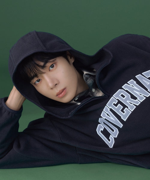 WARM ON ARCH LOGO FLEECE HOODIE