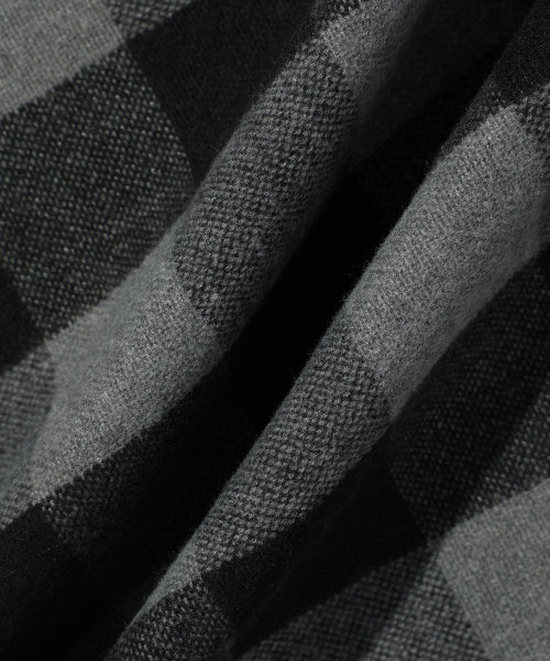 Checked Woven muffler black