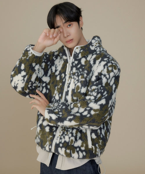CAMO PATTERN SHERPA HOODED JACKET