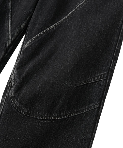 Grain Curved Seam Washed Denim Pants - BLACK