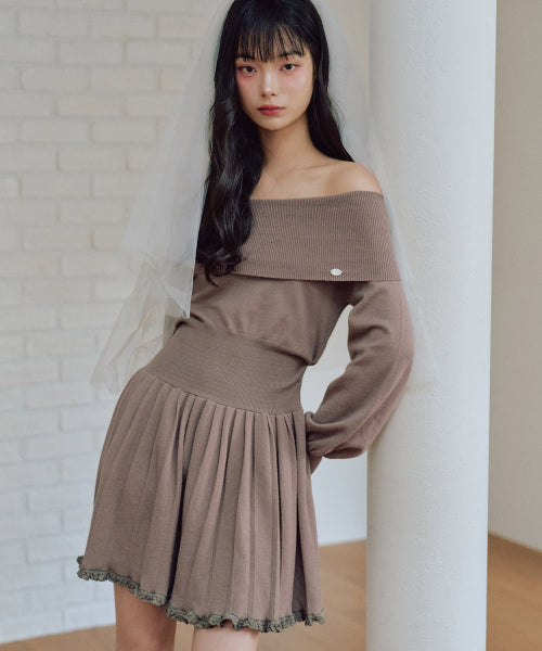 Vanessa Off-Shoulder Flare One-Piece [MOCHA]